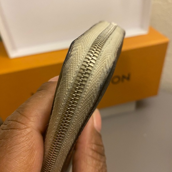 Louis Vuitton, zippy compact wallet - Picture 10 of 14